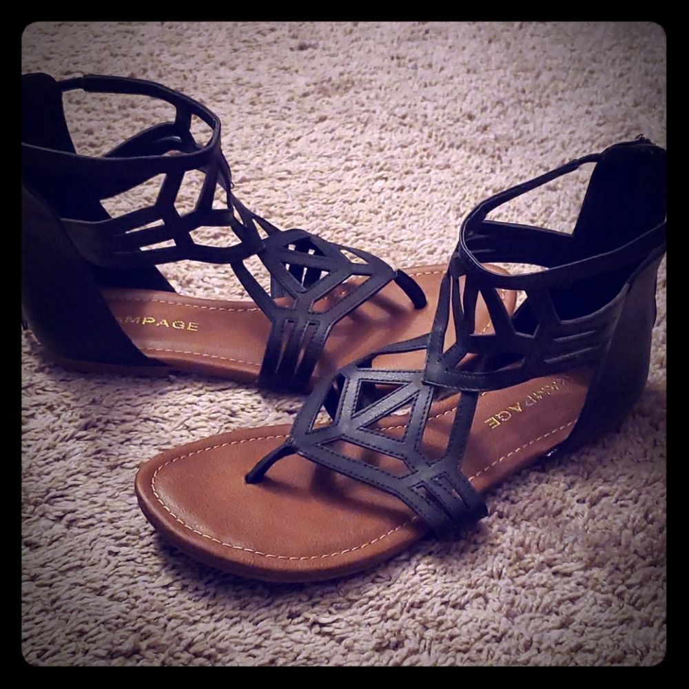 Women sandals